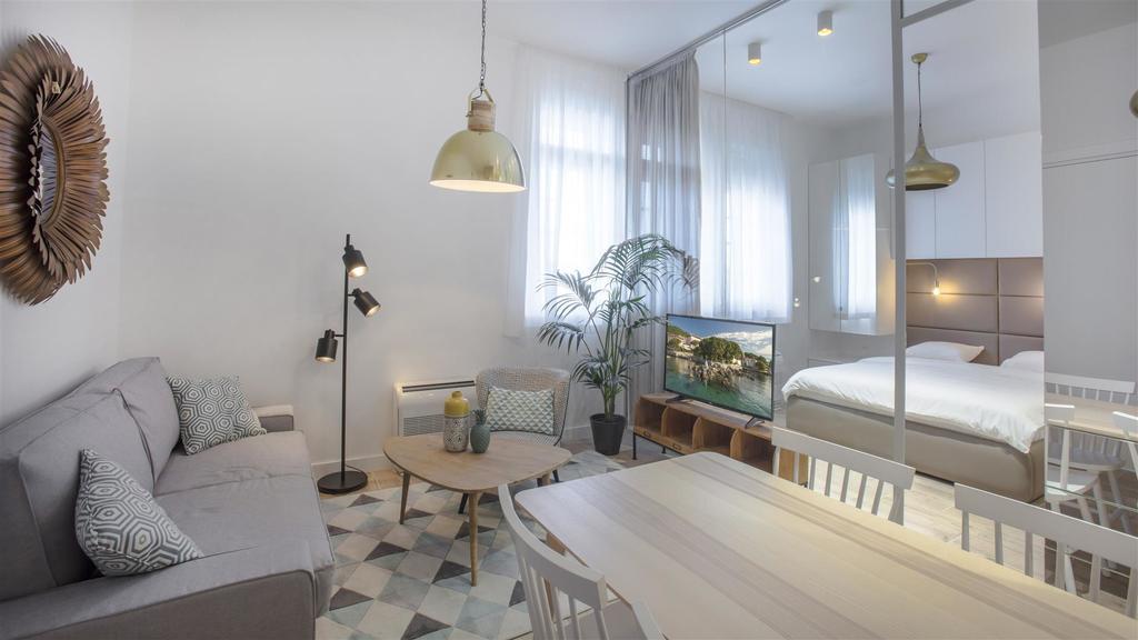 Ah Design Luxury Apartman